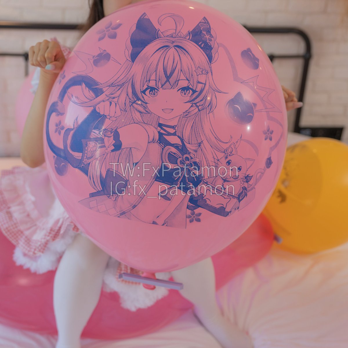 对粉色的气球毫无抵抗力