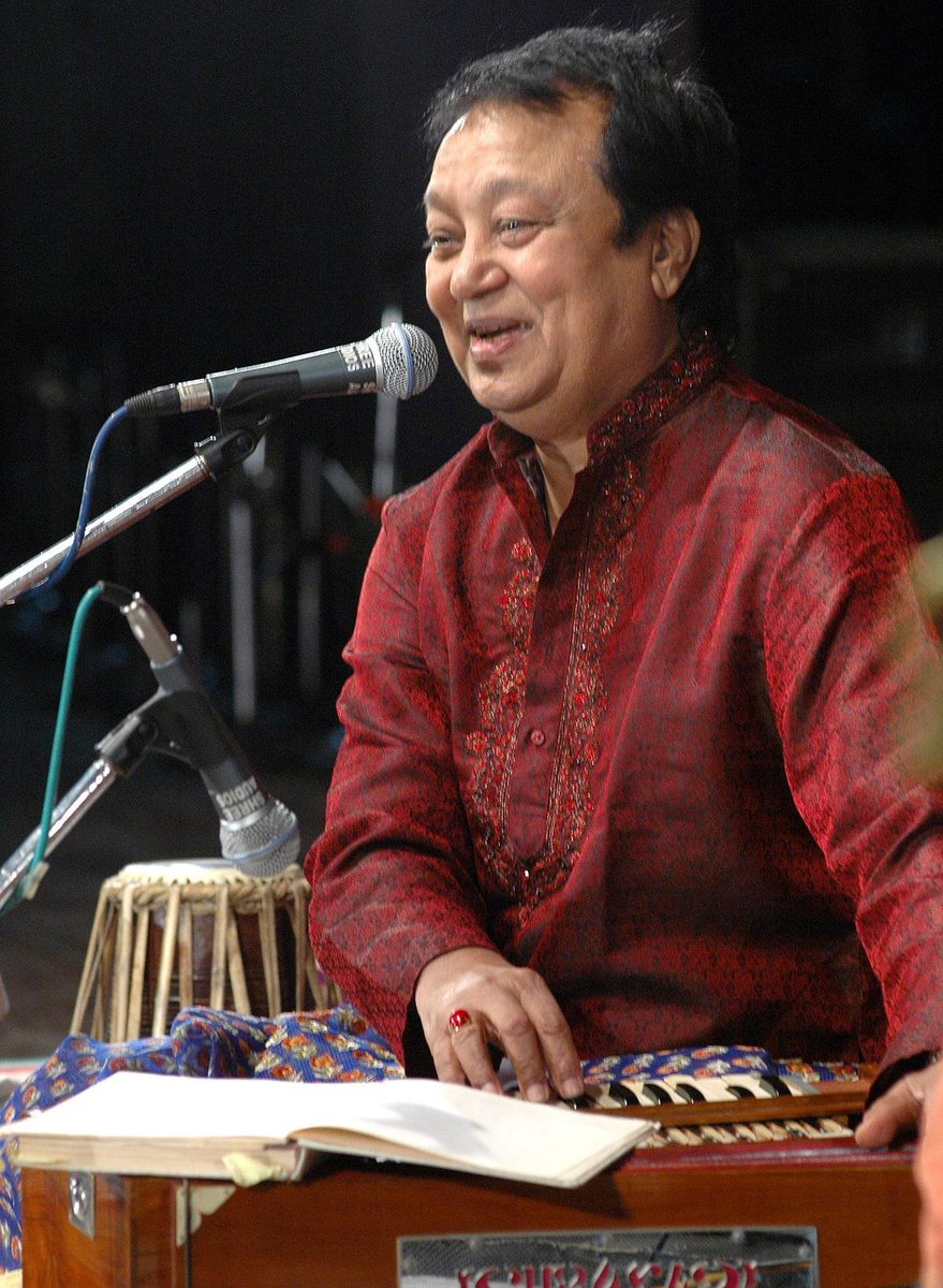 kansenclub's tweet image. Remembering one of the most unique voices in playback/ghazal singing, the renowned Guitar maestro and Composer, Shri #BhupinderSingh ji (6 Feb 1940 – 18 July 2022).  🪔🙏🙏🙏