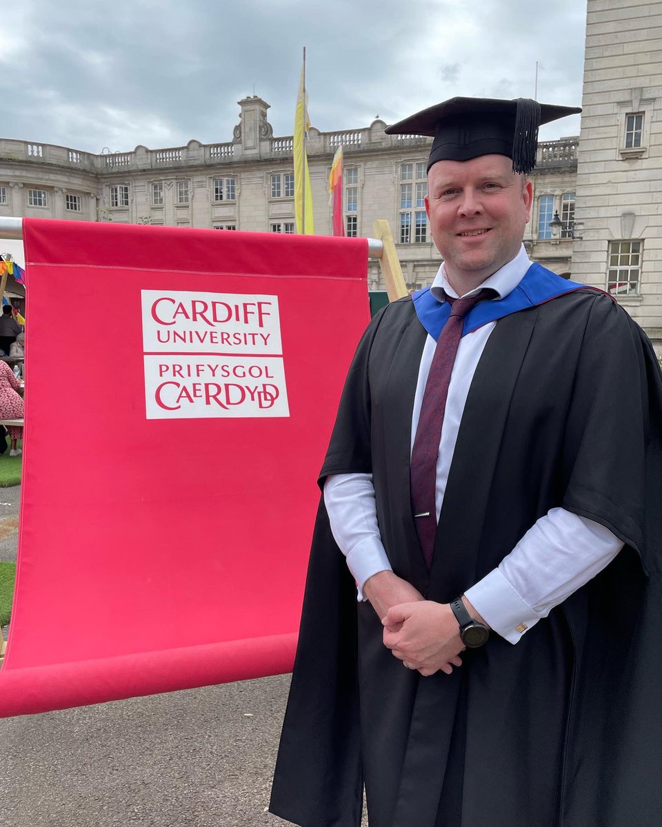 Colin Brady tweet media