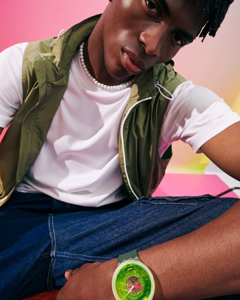 La vida es demasiado corta para colores 😎 apagados #SwatchNEON swat.ch/3OcUXf7