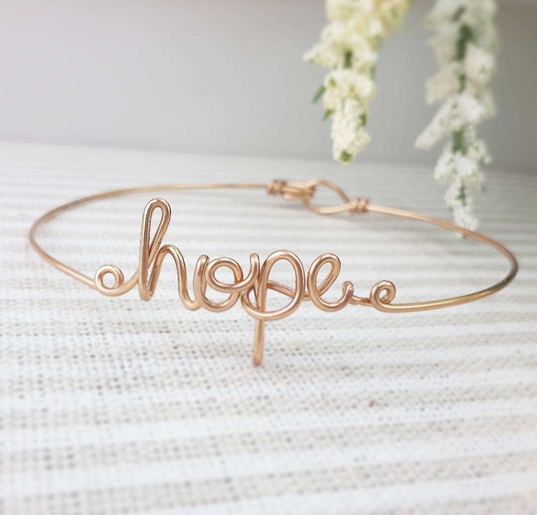 therockwrapper's tweet photo. Hope Bangle, One Little Word Bracelet, Word of the Year Gifts, Customized Word or Name, Handcrafted, Personalized Intention Bracelet 

Only $39.95 

#OneLittleWord #HopeBangle https://t.co/GxrUJMhm5Z