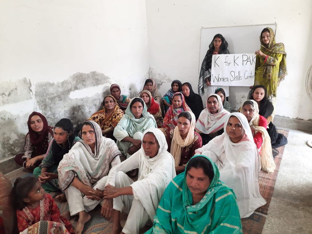 k4k's tweet image. Take a look at our latest #feedingprogram in #Pakistan! We are so blessed to be able to continue #ministry to the people of this country.

#nonprofit #missions #Jesus #christian #giveback
