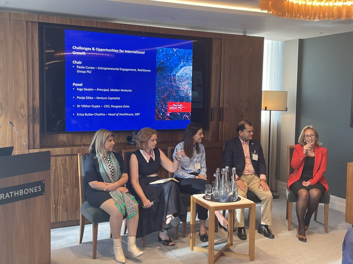 Great to meet up with old friends including @HassanChaudhury Exceptional panel discussion from VC experts hosted by <a href="/paulacuneo/">Paula Cuneo</a> and featuring <a href="/ingadeakin/">Dr Inga Deakin</a>, Pooja Sikka <a href="/vibhorguptaphd/">Vibhor Gupta</a> , Erica Butler-Chothia.
