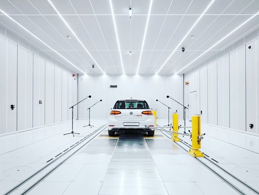 InspireEngring's tweet photo. Acoustic chambers are simple and yet more sophisticated than you may think!
#acoustic #testing #sound #chamber #car #vehicle #engineer #decibel #microphone #sound #engineering #inspire #stem #stemeducation #steminfluencers #instagood #instadaily #picoftheday #inspireengineering https://t.co/UPEaW65Rz2