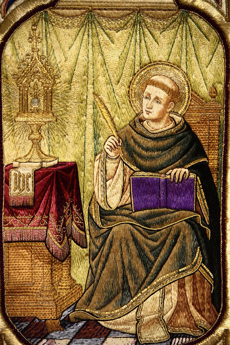 ArzobispoSaiz's tweet photo. Celebramos hoy el VII centenario de la canonización de #SantoTomásdeAquino. El propósito de su vida fue buscar y encontrar la #verdad, y responder a los grandes interrogantes de la humanidad. Impresiona su fe y su gran amor a la #Eucaristía, reflejado en el himno Pange lingua, https://t.co/ydcAmmL2Ki