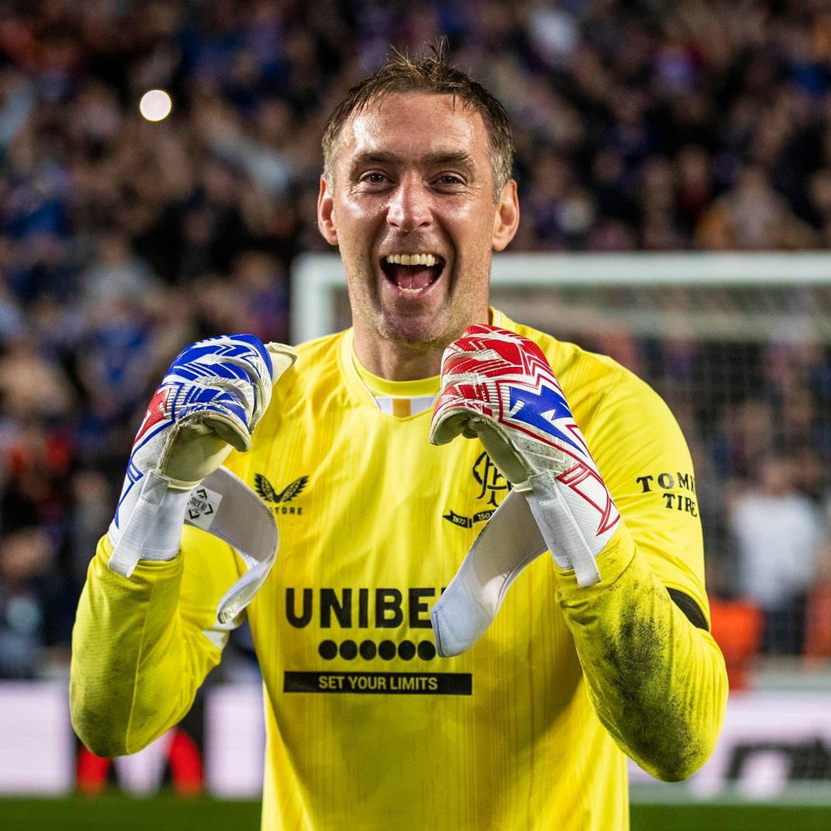 The_Bristol_Bar's tweet photo. All the best to the one and only Allan McGregor this evening ahead of his testimonial tonight. 💙
What a keeper, a legend and an amazing servant to Glasgow Rangers.
Thanks for the memories Allan from the Bristol Bar.
#allanmcgregor #bristolbar #watp #ourno.1 #shagger https://t.co/lQgC0MeELt