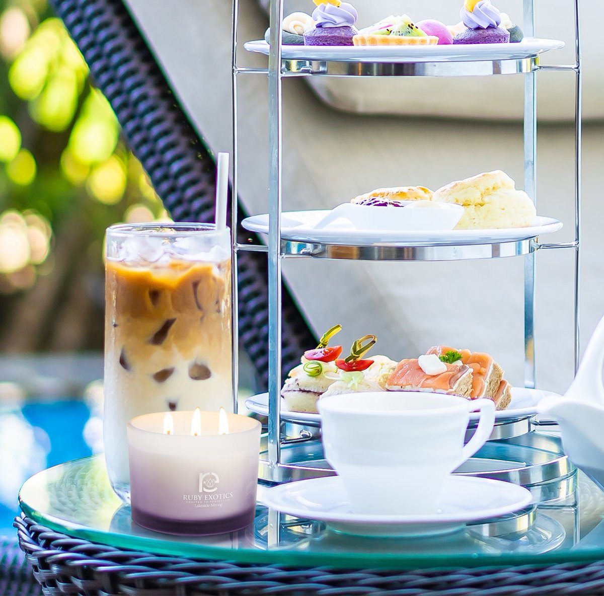 rubyexoticsllc's tweet image. Our Product Highlight Today Features This Amazing Lakeside Morning 3 Wick Scented Fragrance Offering up to 40 Hours Burn Time. This 3 Wick Soy Candles make the Perfect Gift for anyone who Loves the Feeling of a Cool, Fresh Lake. If You’re Ready to Slip Away Mentally and…