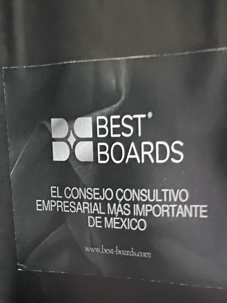 DanielAceves84's tweet photo. Conferencia para mis amigos y amigas de #BestBoards | “La cultura del esfuerzo en una historia olímpica”. https://t.co/nVlu6s2VsU