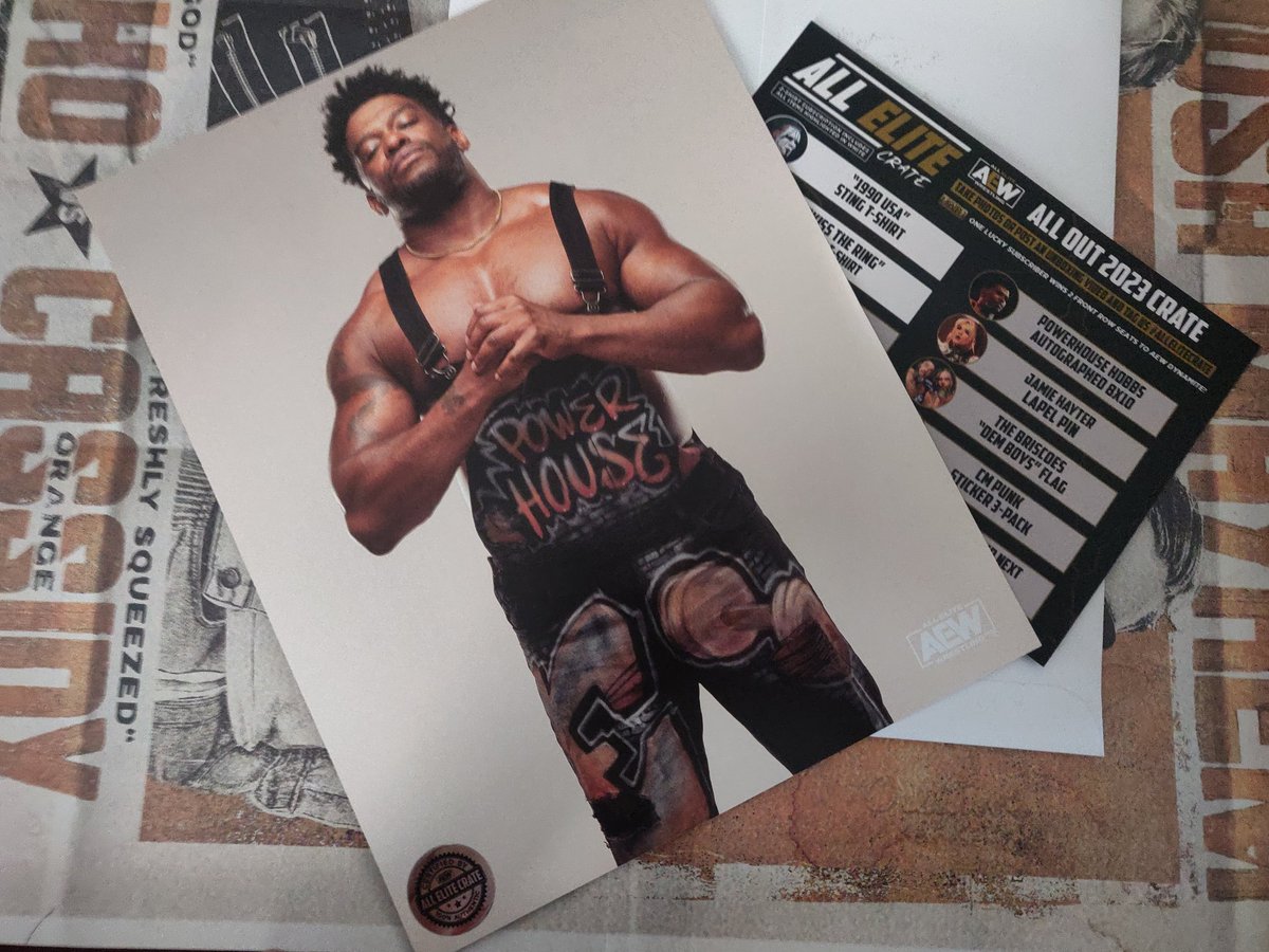 fatbear2000's tweet photo. I know @TrueWillieHobbs is an absolute unit, but I think someone at @ShopAEW got a little distracted by his muscles and sent me an unsigned picture on accident
#allelitecrate #aew #aewcrate #pwtees #prowrestlingtees #allelitewrestling https://t.co/xJ2DQtHxpb