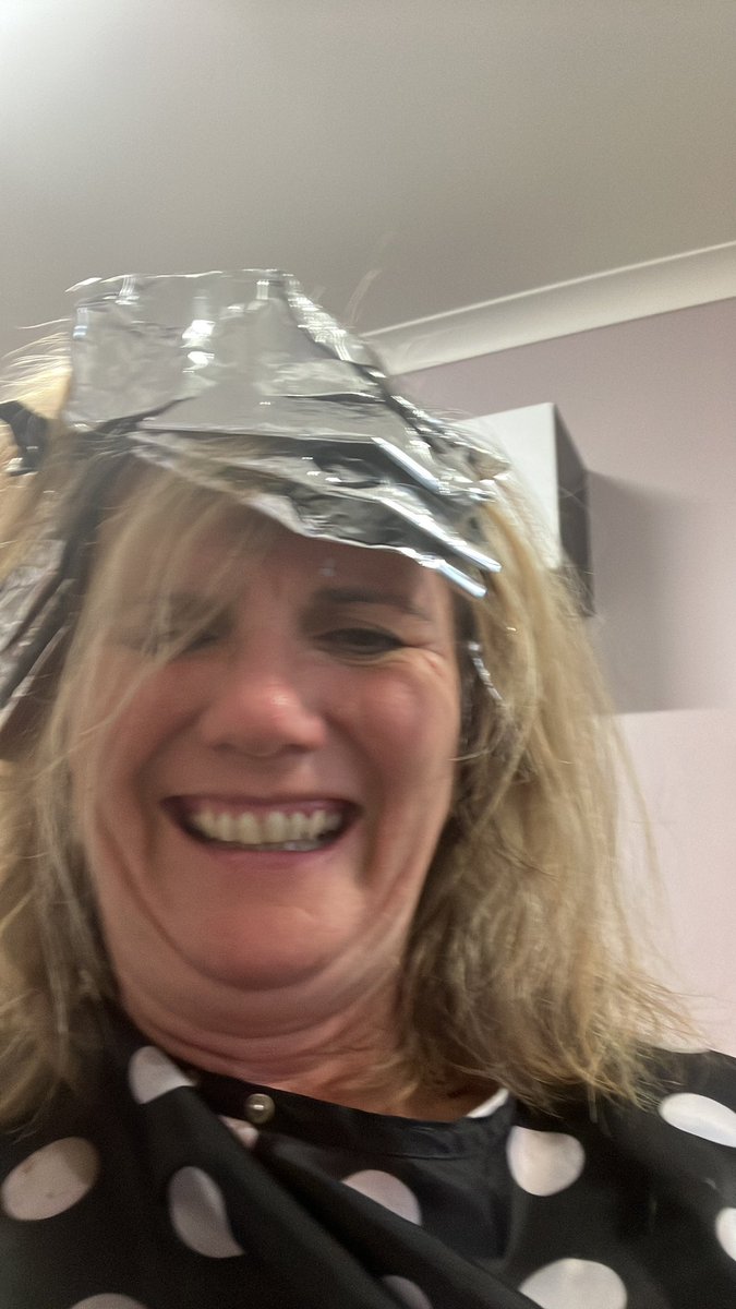 loulooby181072's tweet photo. #gettingmyhairdone https://t.co/iLZZoFJksP