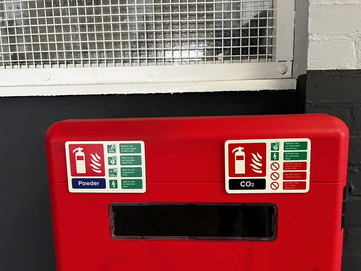 Sianz's tweet photo. Looks like a face #iseefacesinthings https://t.co/y7nU9HayrL