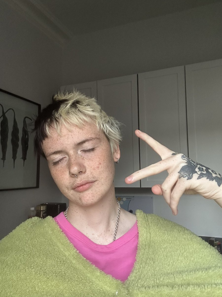 billzo_'s tweet image. Yo I understand a lot of people have been worried about me and asking about my wellbeing, firstly thank you for the kinds messages and secondly I made a brief video going over where I went and why on my main YT. Thank you again for support &amp;lt;3