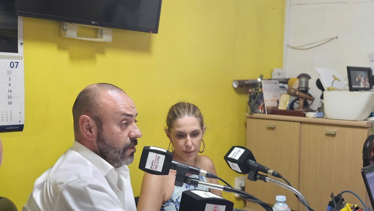 Y para terminar el día, hemos atendido a los medios que, tan amablemente, nos han dado voz.
La protección de la libertad de prensa es un valor esencial en nuestra sociedad; el blindaje a los periodistas en su labor de investigación contra la corrupción es uno de nuestros