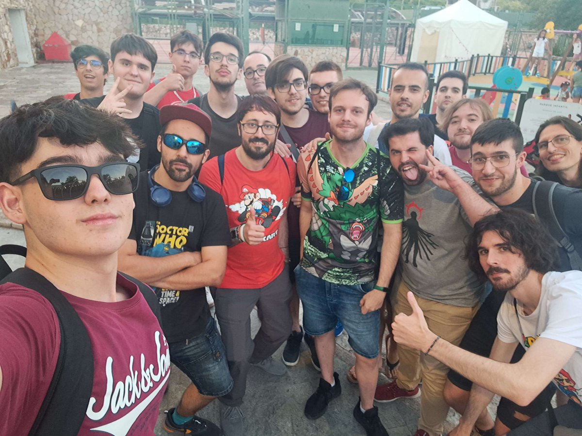 aranray97's tweet image. Fin de semana inolvidable por este pedazo de evento de @ExpeSpeedrun , por haber conocido a gente tan maravillosa y por esta experiencia increíble, muchísimas gracias a todos, se os quiere ❤️