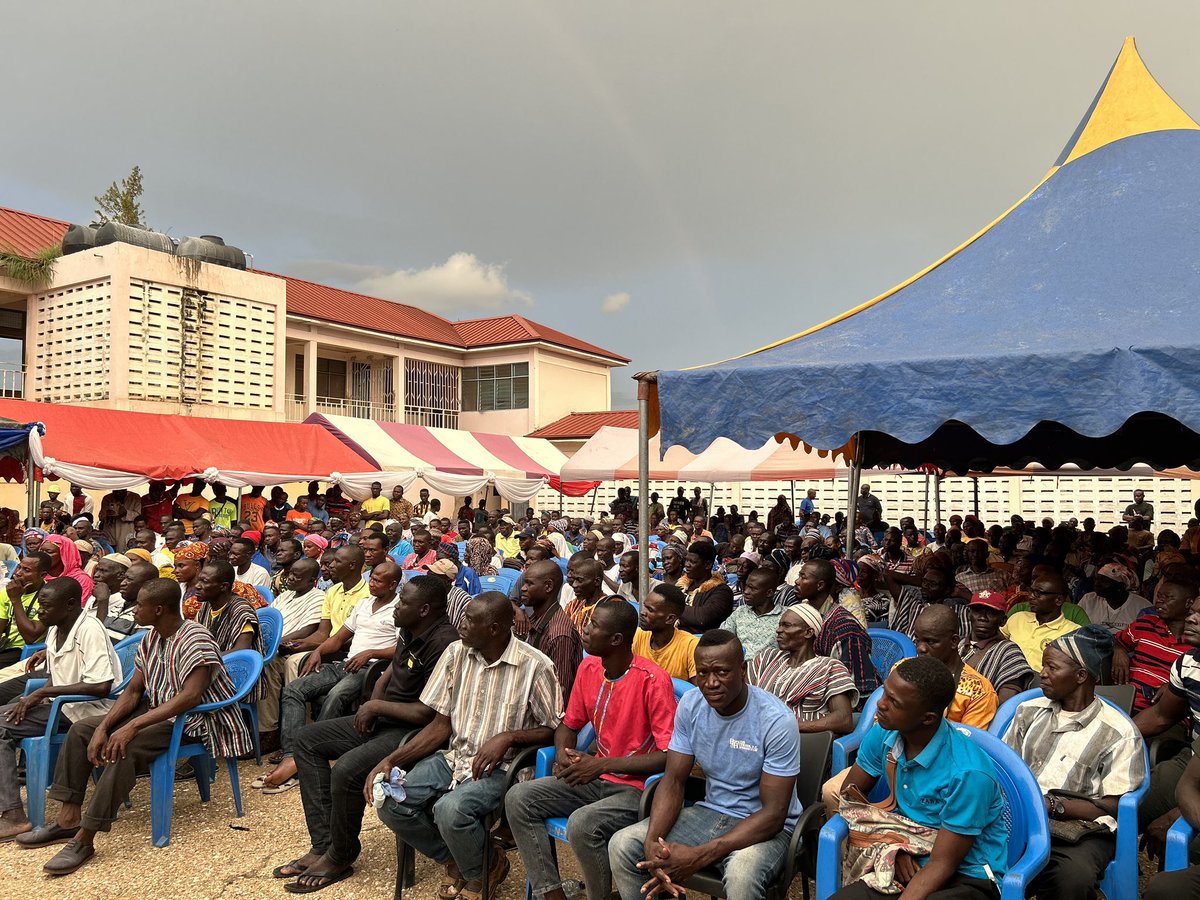 realKenAgyapong's tweet photo. 📸 Sawla Tuna Kaliba Constituency, Savannah Region

#KenForNorth
#Ade3NoAdane
#GhanaFirst 🇬🇭
#TheGameChanger https://t.co/olY60BzLa4
