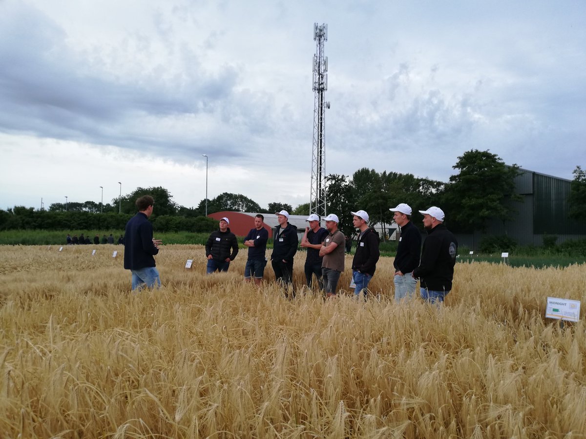 We zijn los!!! Vanavond ons eerste samenwerkingsbijeenkomst bij George Pars Graanhandel #samenwerking #akkerbouw #melkveehouderij