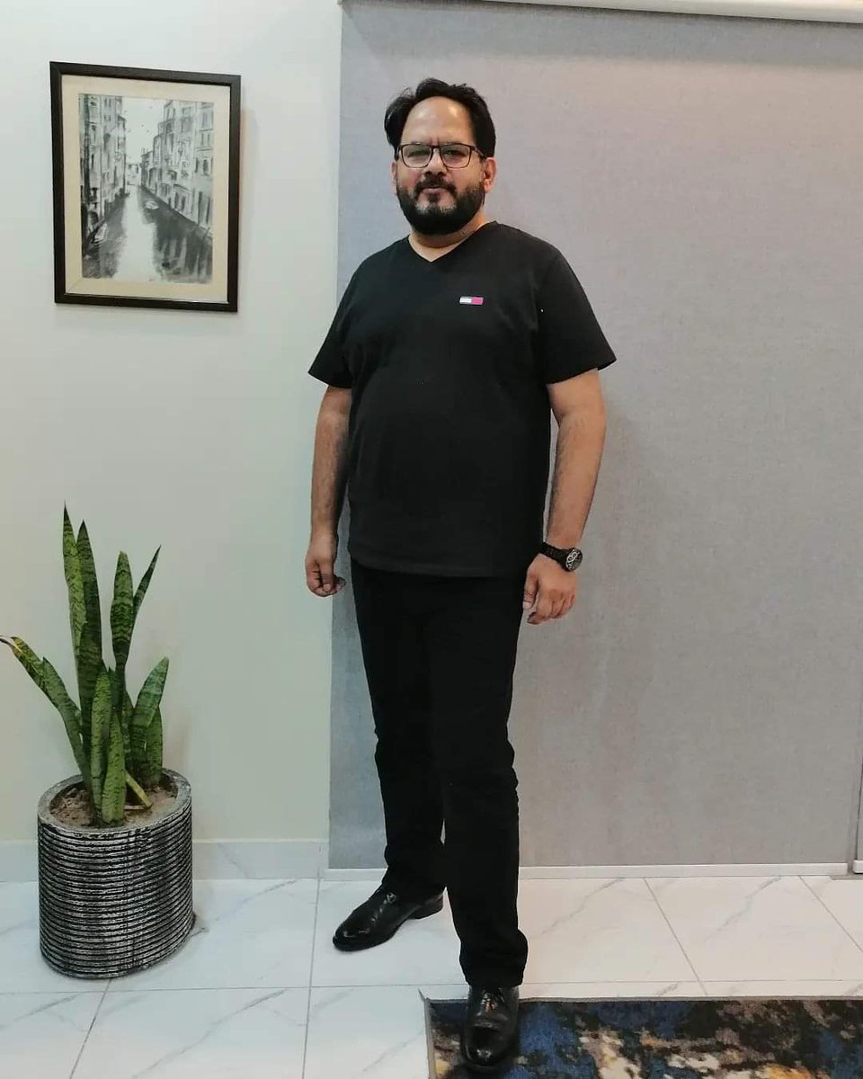 Umarjqofficial's tweet photo. A seasoned social media marketing consult and Instagram influencer with a decade long experience from Lahore (to be exact a global citizen).
Author of 2 ebooks (download from my website)
My interview is recently published on #qasf
#letsconnect #addvalue #umarjqofficial https://t.co/BxfSBAmciD