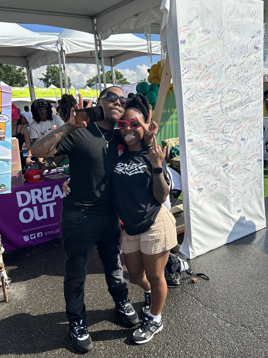 Tkhavin_'s tweet photo. Tbh y’all hoes can’t evennn. Fr. Look who I ran into #BCFEST23 😣😋😍😍😍💓💓@BDTRELILBROTHER https://t.co/t2JQHMQw7l