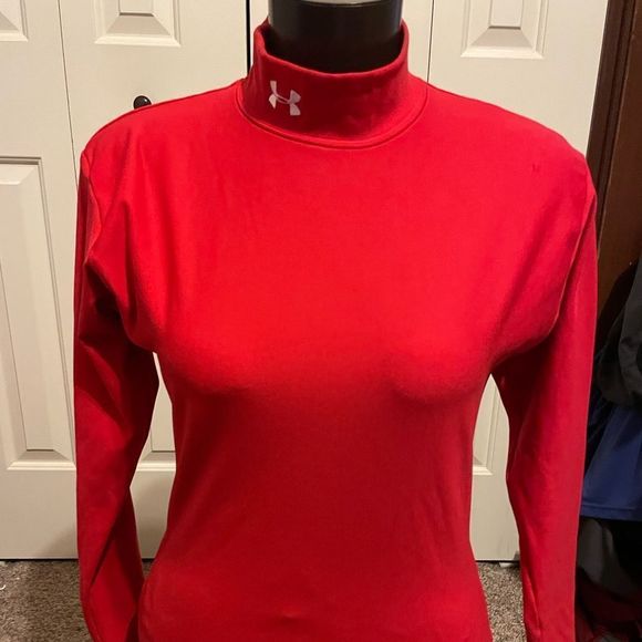 So good I had to share! Check out all the items I'm loving on <a href="/Poshmarkapp/">Poshmark</a> #poshmark #fashion #style #shopmycloset #eddiebauer #vineyardvines #underarmour: posh.mk/bmpL50vFxBb