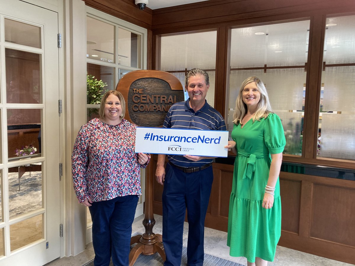 OIIOrg's tweet image. Happy #InsuranceNerdDay! Thank you to OII's Insuring Ohio Futures Subcommittee chair Carly Smith and OII's Education &amp;amp; Workforce Development Committee chair Kevin Wermer for working hard to build a talent pool of potential #insurance nerds! #InsuranceCareers