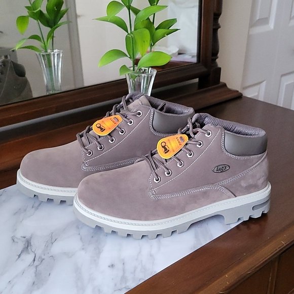 So good I had to share! Check out all the items I'm loving on <a href="/Poshmarkapp/">Poshmark</a> #poshmark #fashion #style #shopmycloset #lugz: posh.mk/oFSCVjmFxBb