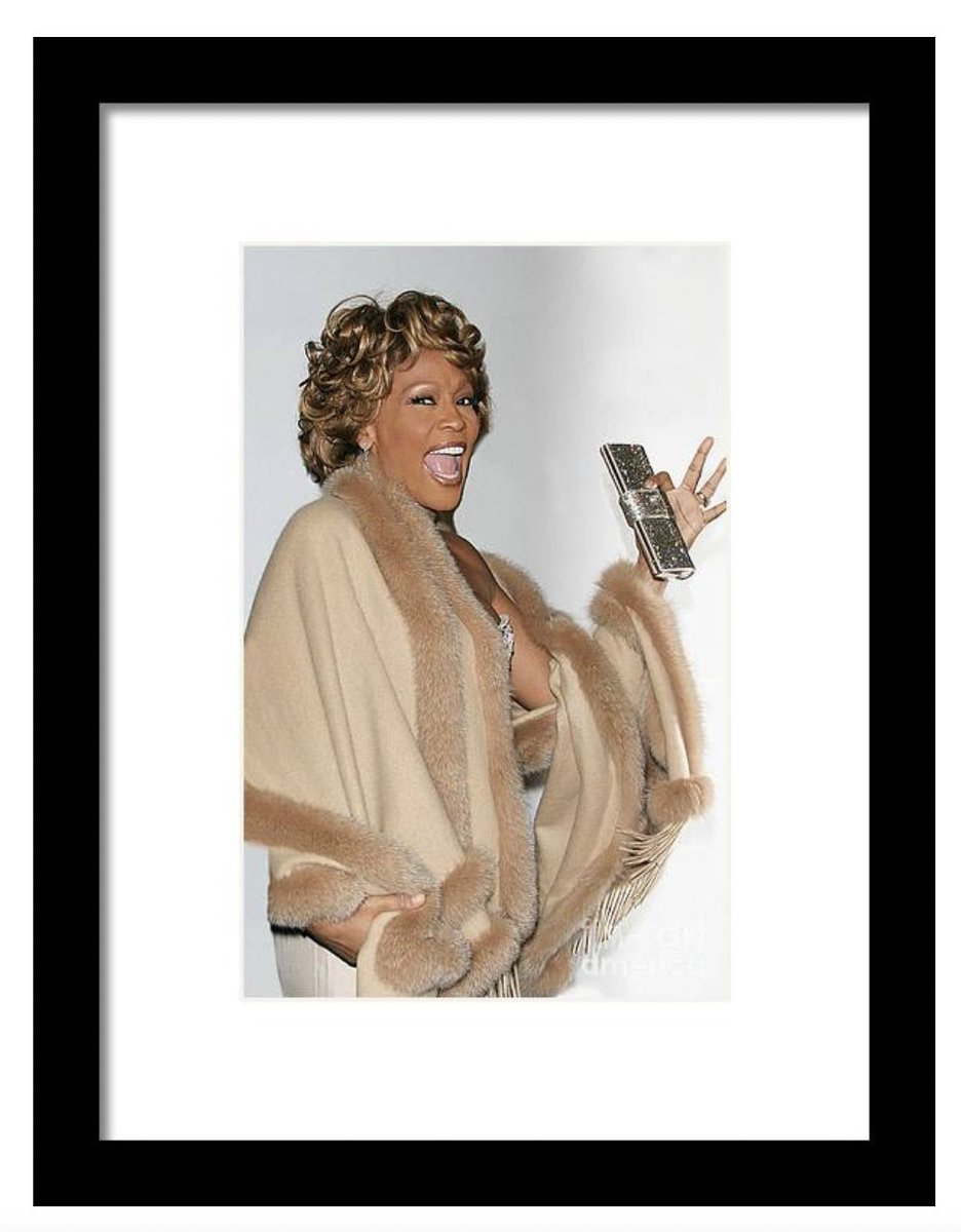 #whitney #AYearForArt #BuyIntoArt #legend #photoart
nina-prommer.pixels.com/featured/whitn…