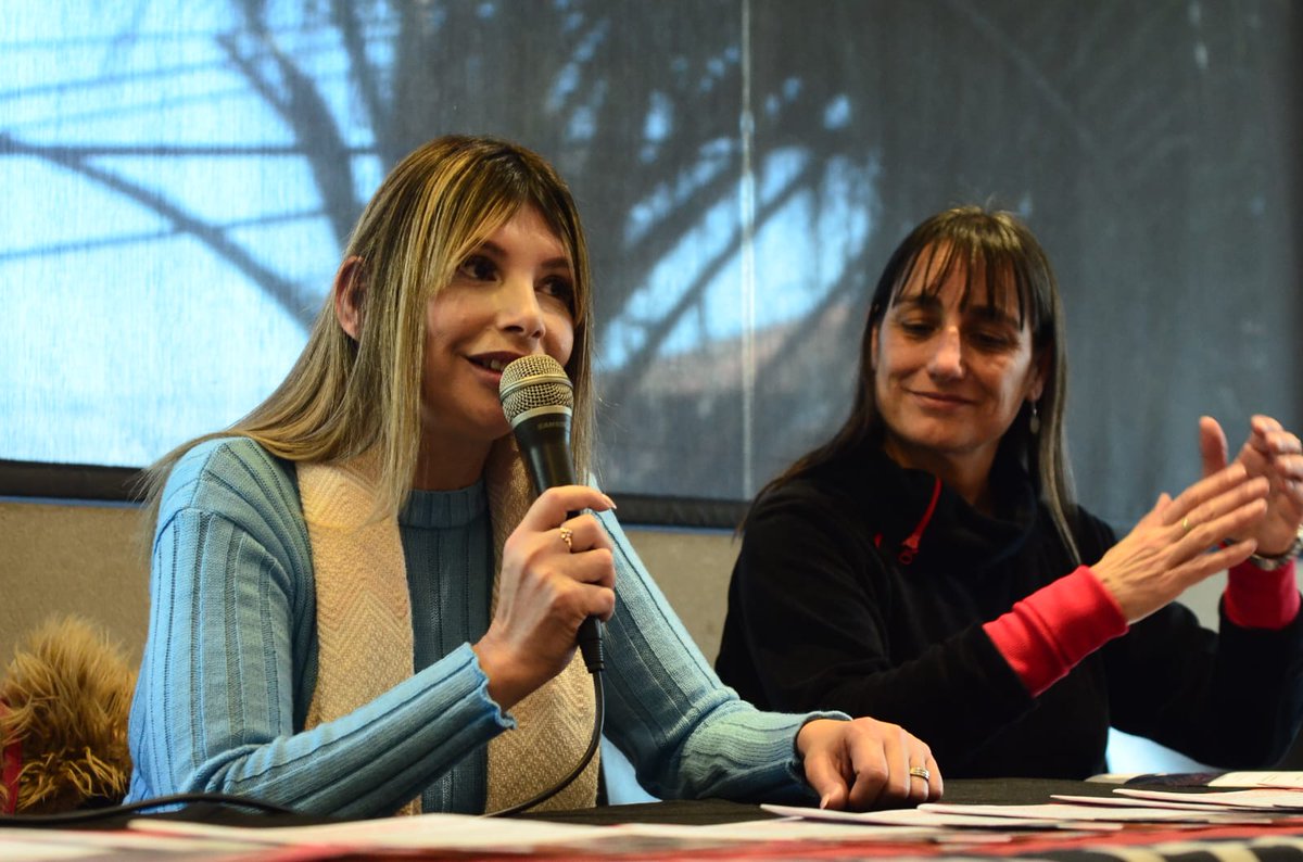 RominaDelPla's tweet photo. Presentación de la Plataforma de Salud de la Lista Unidad de luchadores y la izquierda del @FdeIzquierda para La Matanza junto a @juanromeropef , pre candidato a intendente y Graciela Amarilla, candidata a concejal y enfermera del Hospital del niño de San Justo. ✊ https://t.co/YEConHz7PJ