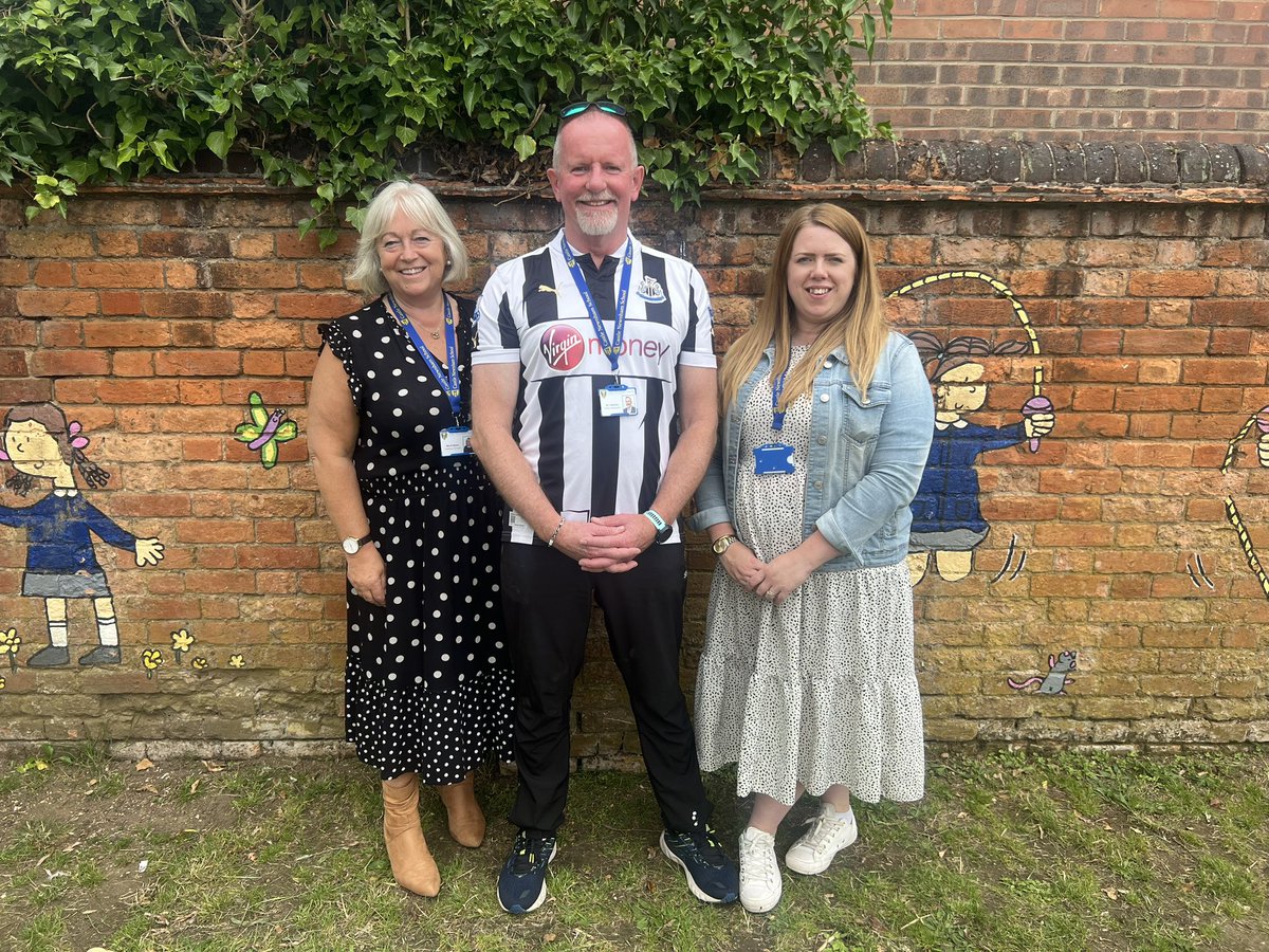 Farewell &amp; thanks to Mr Balmbra as he retires after 7 yrs as Primary Head &amp; vast career in education. Primary came together today to say thanks, sing &amp; take part in competitions. With Mr Balmbra below: Mrs Wilkes (Principal) &amp; Mrs Edwards (Deputy &amp; the new Primary Head of School)