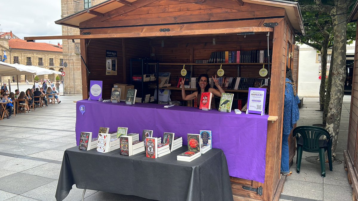 amabook's tweet photo. ¡Os esperamos en el @festivalcelsius! Nuestra caseta se encuentra a metros del Palacio de Avilés 📚

Con vuestra compra os lleváis un regalito 🥳 https://t.co/6pCLWAGSOW
