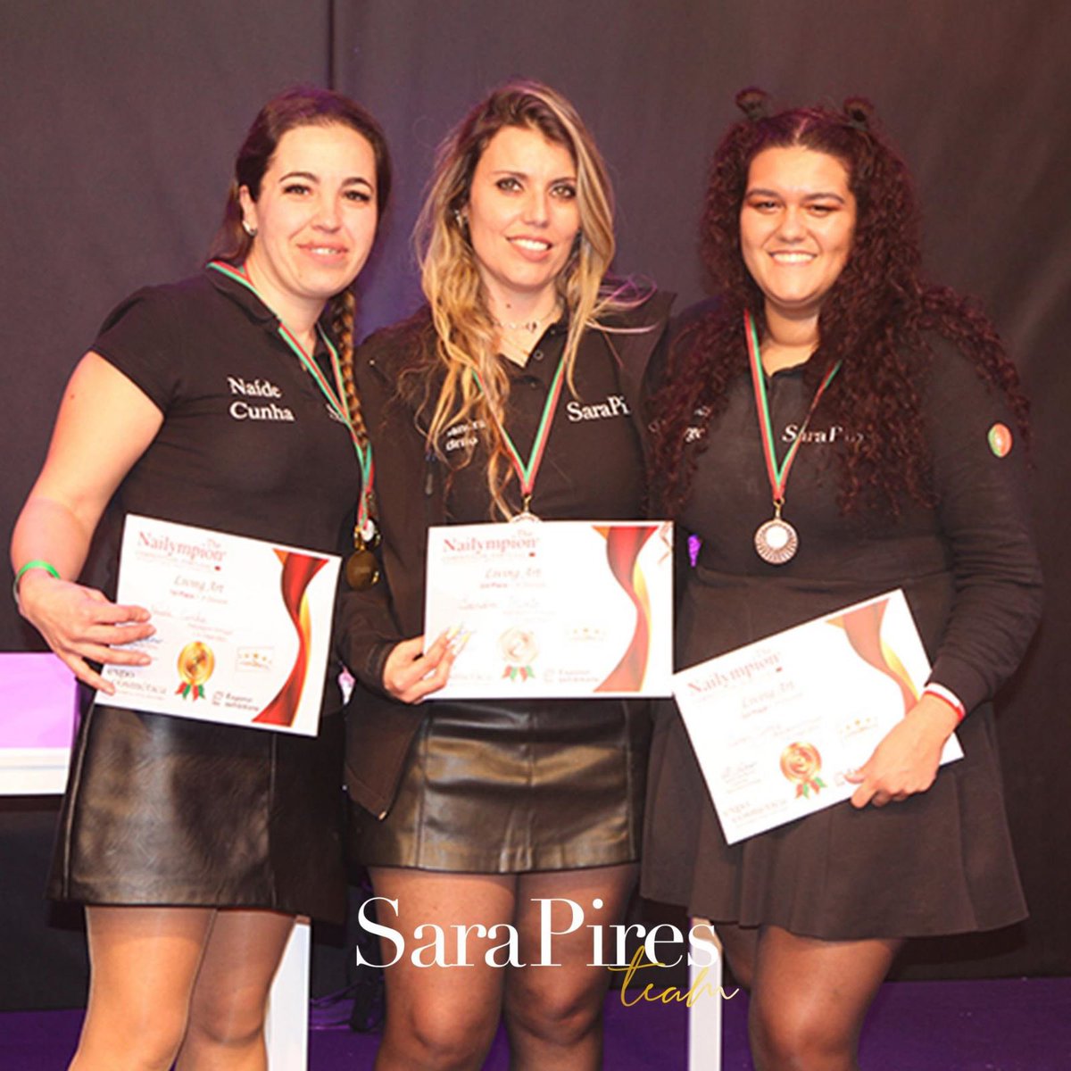 sarapirespt's tweet photo. Mas… quantos foram?! 🤭

1, 2 e 3 lugares no campeonato de unhas @the_nailympion_portugal 23, prova living Art 3DIV.

Preparação @sarapiresoficial ☝️

#sarapires #escoladecompetição #campeonatosdeunhas #nails #594prémiosvencidos #rumoaos600prémios #tricampeãspt https://t.co/LsKmzurX1a