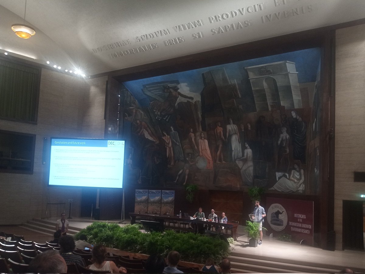 RichardStaff25's tweet photo. Same venue, same top class science on show (@InquaRoma2023), this time @ashleymabrook on "Biomarker and chironomid-inferred temperatures from varved records across Europe during the Holocene..." 🌊📏🇪🇺
Gotta' love a good #varve record! 😊📏
Well done Ash, 😊 https://t.co/6Of0crc3VA