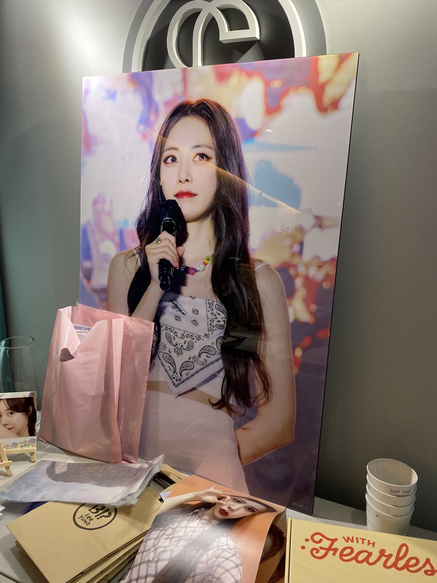 MappaBokka's tweet photo. #happy_eunji_day
#은지의_새시작을_응원해

우리홍의 생일을 진심으로 축하합니다~~~ 스랑해❤️❤️❤️ https://t.co/LlDUo5OLsL