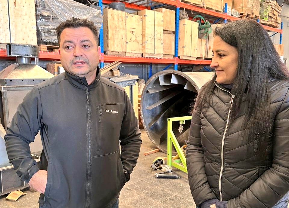 SoherElSukaria's tweet photo. Visitamos MEELKO Argentina, una empresa bien cordobesa que se dedica a la fabricación e instalación de maquinarias industriales. Estamos cerca de cada vecino, empresa y Pyme. Juntos vamos a lograr que #Córdoba pase al #ProximoNivel https://t.co/bc6IX53odY