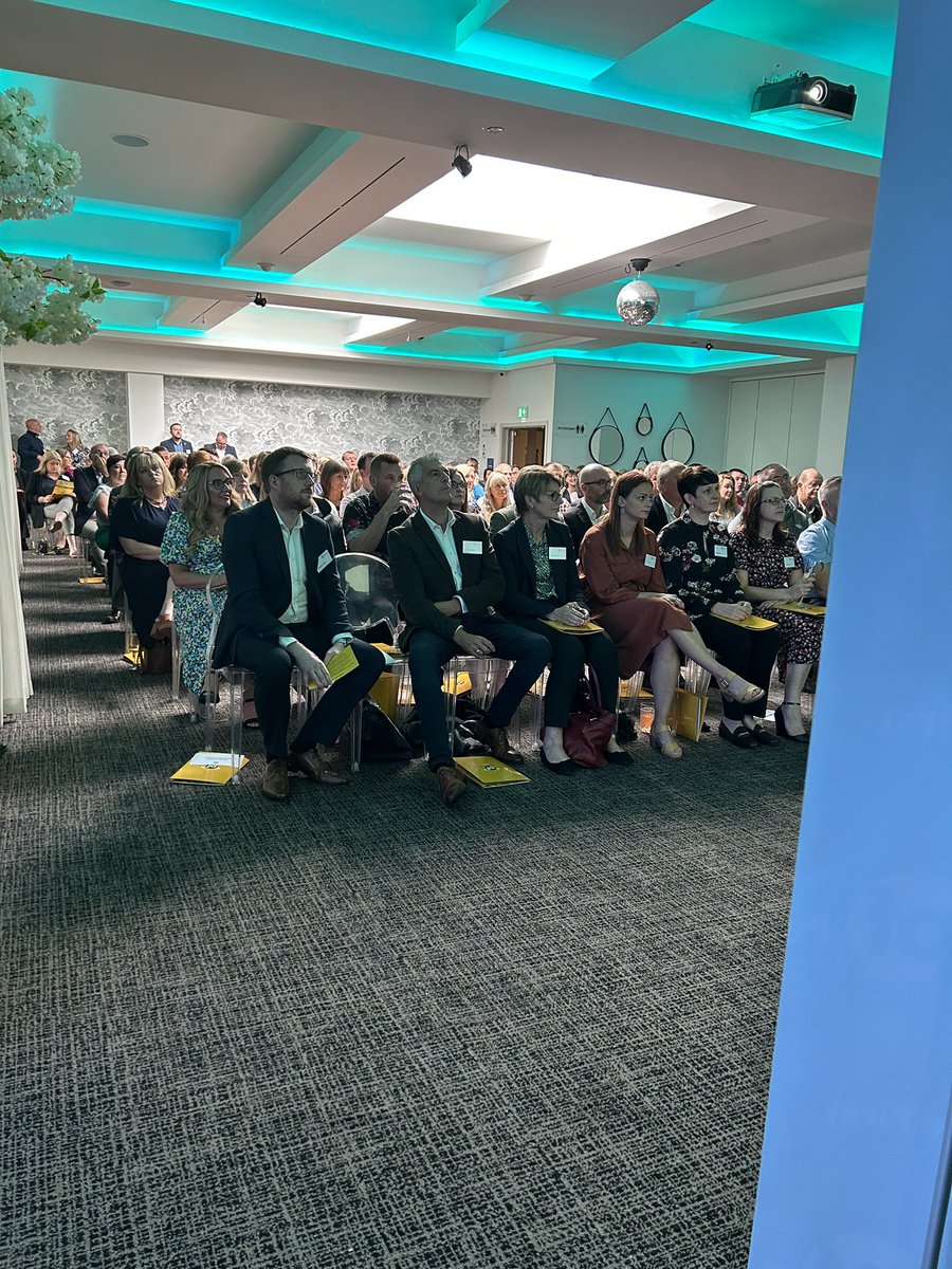 Peoplefirst111's tweet photo. Let the People First Awards begin! #peoplefirstawards https://t.co/xvepoanh1G