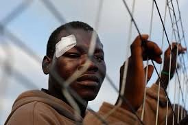 IdrissSihamedi's tweet photo. Qu’Allah secours nos frères et sœurs africains victimes de violence et de racisme en Tunisie.
Certains ont été battus,leurs tel cassés,des femmes violentées

Notre islam est pour tous et contre l’injustice surtout quand il est question de maltraiter des gens qui fuient la misère https://t.co/VCoS4Cgyxc