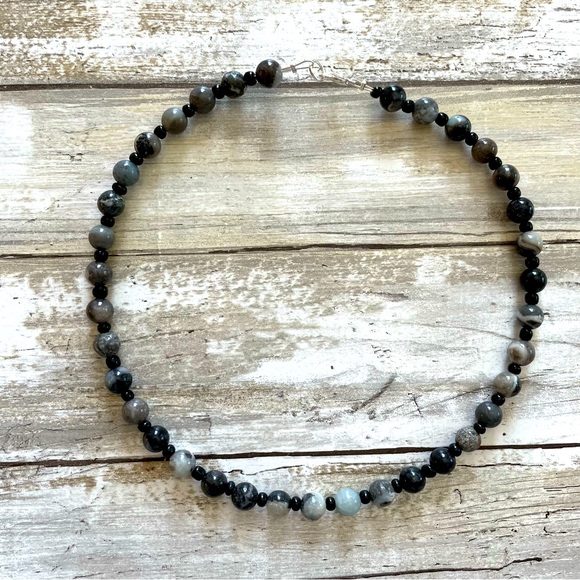 So good I had to share! Check out all the items I'm loving on <a href="/Poshmarkapp/">Poshmark</a> #poshmark #fashion #style #shopmycloset #handmade #wilfred: posh.mk/AOyvSaIvpBb