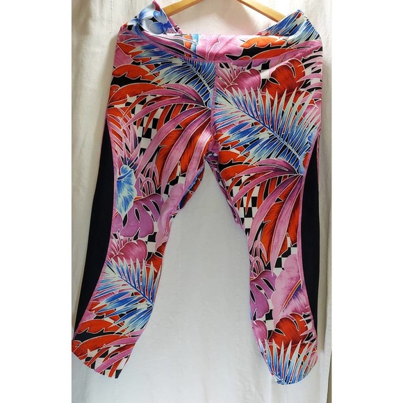 So good I had to share! Check out all the items I'm loving on <a href="/Poshmarkapp/">Poshmark</a> #poshmark #fashion #style #shopmycloset #jcrew #sweetspot #nike: posh.mk/y87KUijoxBb