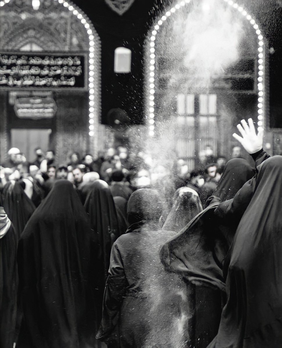 Masooma_ah's tweet photo. " إِنَّ لِقَتْلِ الْحُسَيْنِ (ع) حَرَارَةً فِي قُلُوبِ 
الْمُؤْمِنِينَ لَا تَبْرُدُ أَبَداً " | مُحرم ١٤٤٥ . https://t.co/M6P1w2RosX