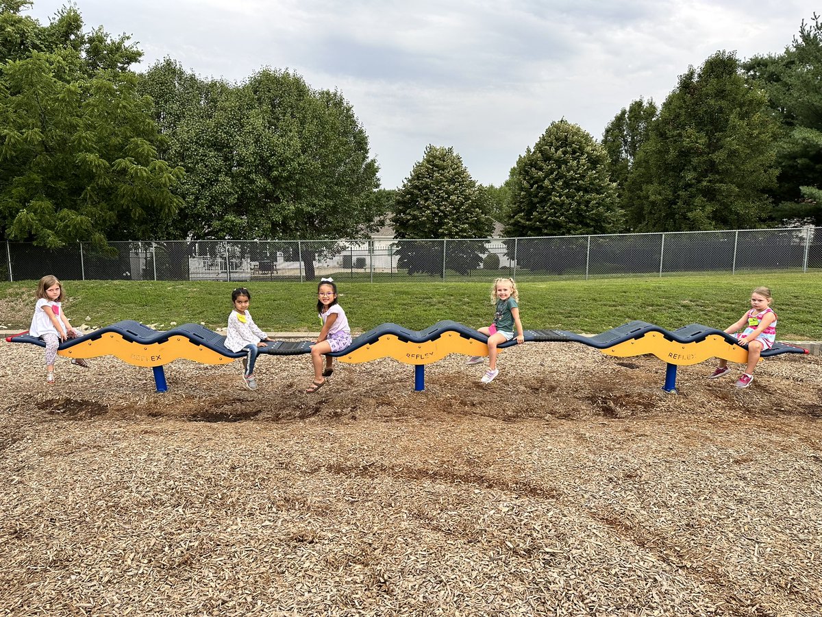 Having lots of fun at kindergarten summer success! <a href="/FrancisHowell/">FrancisHowell</a> #castliopride