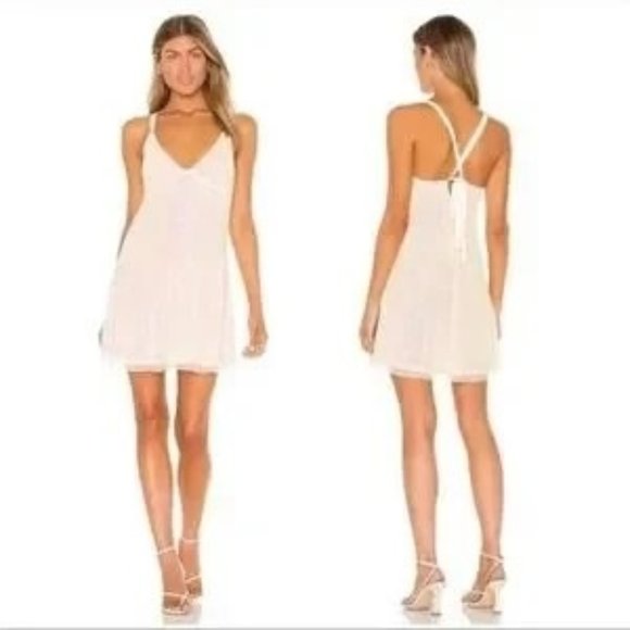 Lydia_McD's tweet photo. So good I had to share! Check out all the items I'm loving on @Poshmarkapp #poshmark #fashion #style #shopmycloset #freepeople #ronnykobocollection #vintage: https://t.co/na9wAjP9YB https://t.co/sOjlOgIPAG