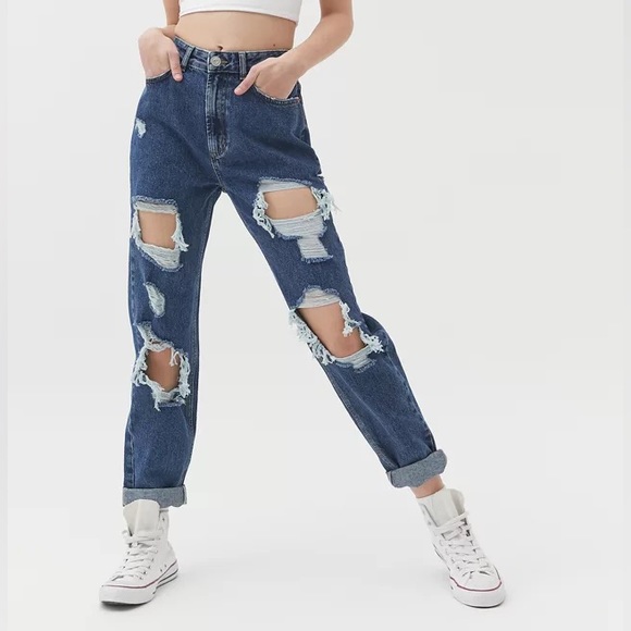 So good I had to share! Check out all the items I'm loving on <a href="/Poshmarkapp/">Poshmark</a> #poshmark #fashion #style #shopmycloset #paige #laundrybyshellisegal #bdg: posh.mk/29jN7ohoxBb