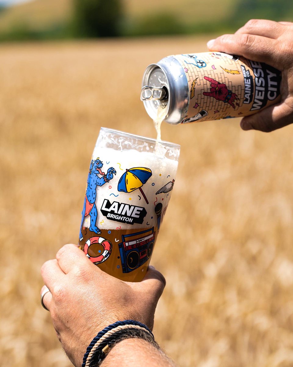 We have just dropped a brand new special on our webshop! Welcome to Weiss City 🌾 our infinitely refreshing wheat beer! Hit up our webshop to get your hands on one 🍻