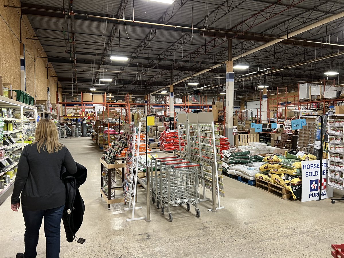 Travelling Saskatchewan and had to stop at the Kindersley Peavey Mart to buy a hoodie because it was stormy and I forgot to pack one. Gotta say this is quite an upgrade from the old store I visited last time I was here. Nice store for a small town!