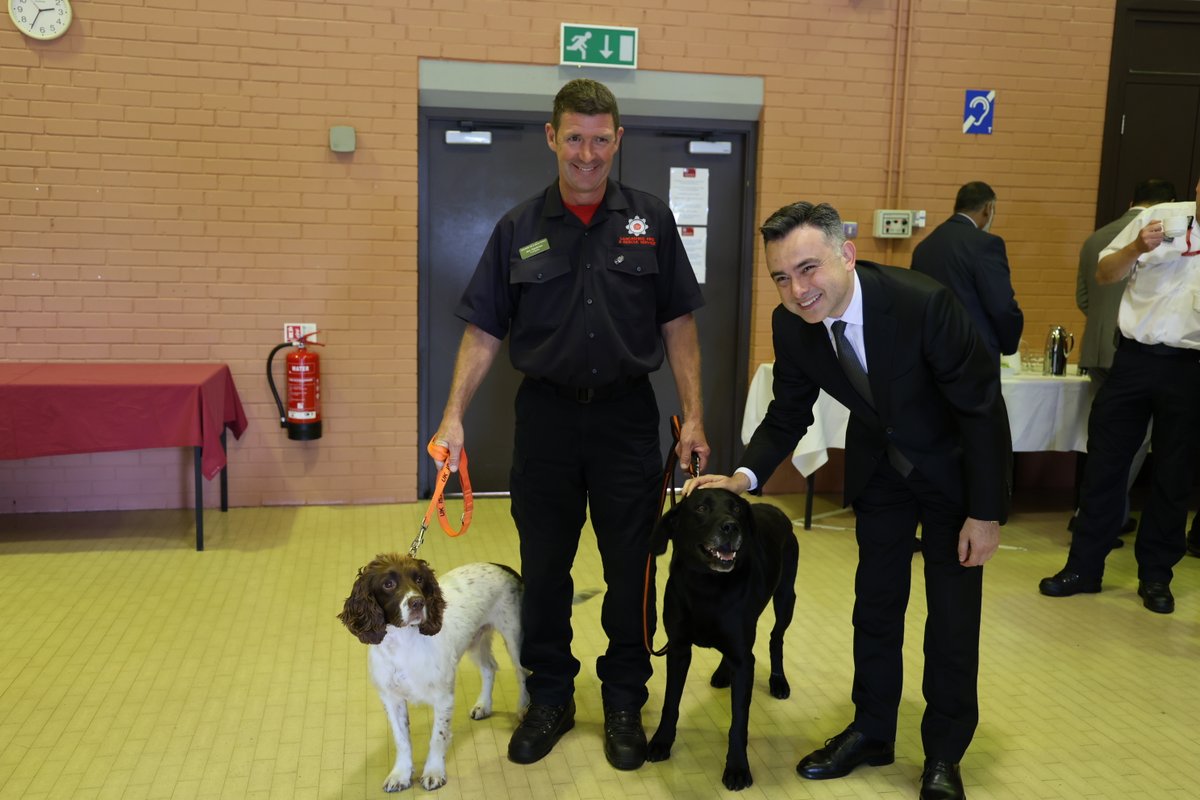 LancashireFRS's tweet photo. Yesterday, we were glad to welcome the Turkish Consulate to our training center in Chorley. They thanked members of the ISAR team who were deployed this year to the earthquake in Turkey for their search and rescue efforts
@LancashireFRS @CheshireISAR @ISARLancashire @UK_ISAR_TEAM https://t.co/95S73zTwB4