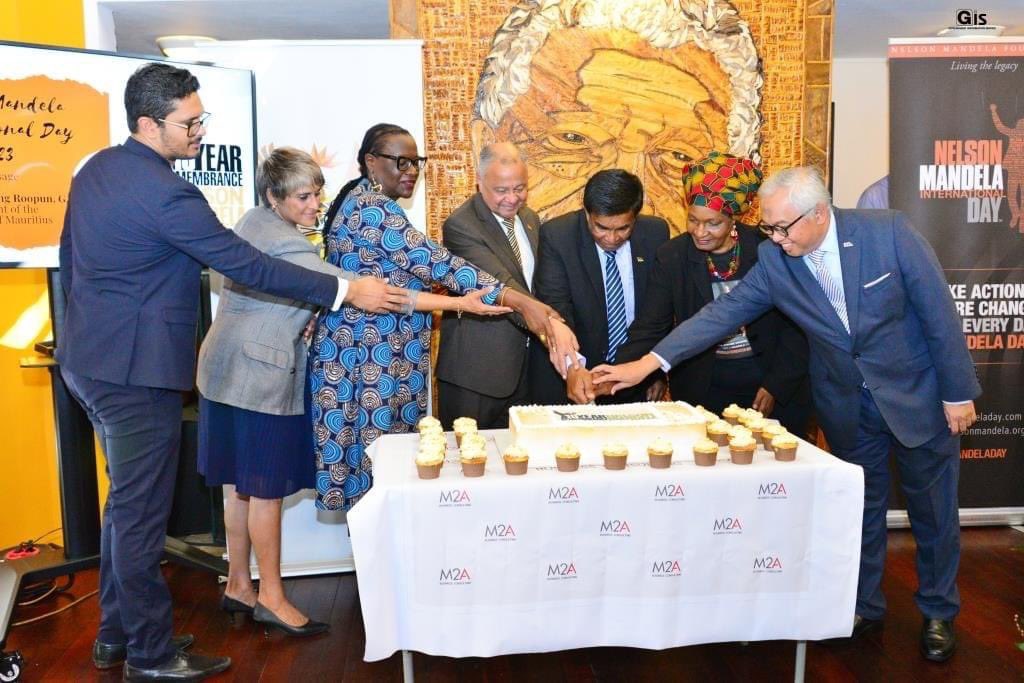 Happy Birthday Nelson Mandela! Honoured to celebrate Madiba’s inspirational legacy in Africa, 🇲🇺 and the Indian Ocean today at the Nelson Mandela Cultural Centre with President Prithvirajsing Roopun; Vice President Boissézon; 🇿🇦 HOM Dr Manzini; @IORAofficial SG & @ASerumaga 📷GIS