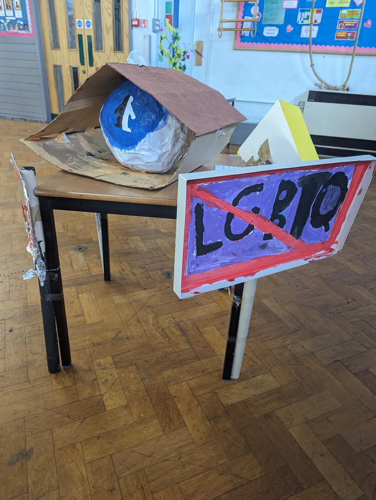 FishpondsCE's tweet photo. The children's art showing how dreadful and terrifying persecution is. https://t.co/4OHR9gTd15