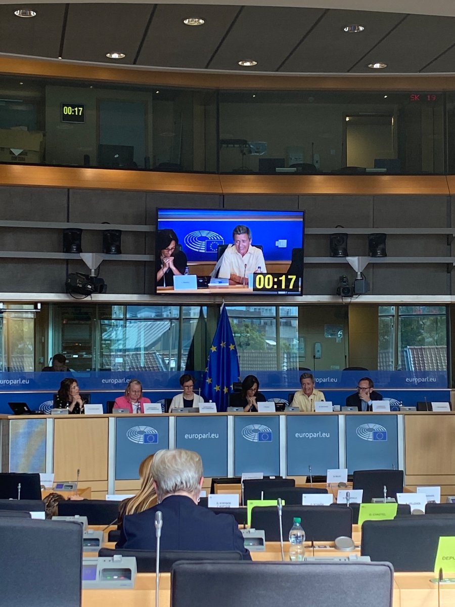 .@Vestager at EP hearing on appointment of Fiona Scott Morton, quoting @JeanTirole: 'Europeans are very lucky to have drawn someone of her calibre'