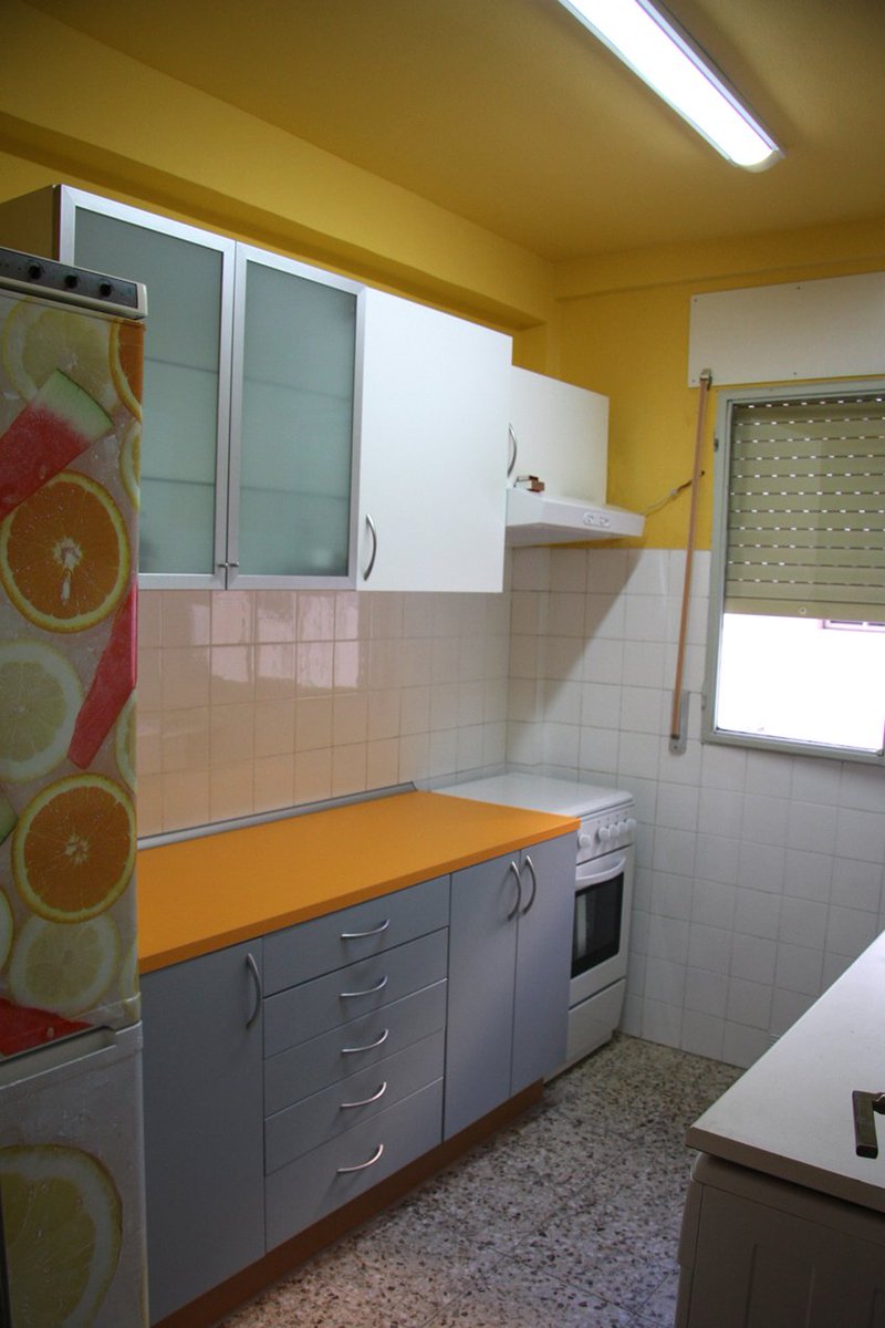 ConFdeCat's tweet image. Hola! Mi tía tiene en alquiler un piso para estudiantes en Murcia.
· Piso en b. San Andrés, cerca de la estación de autobuses.
· 3 habitaciones
· 500€ todo el piso
· Más información por privado.