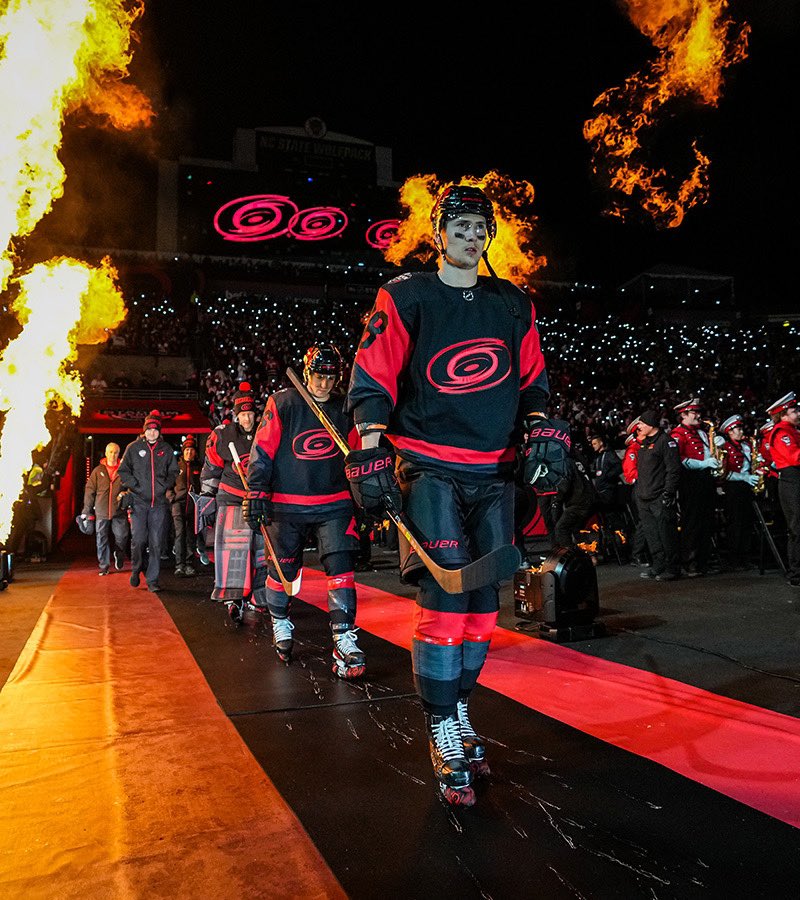 Carolina Hurricanes tweet media