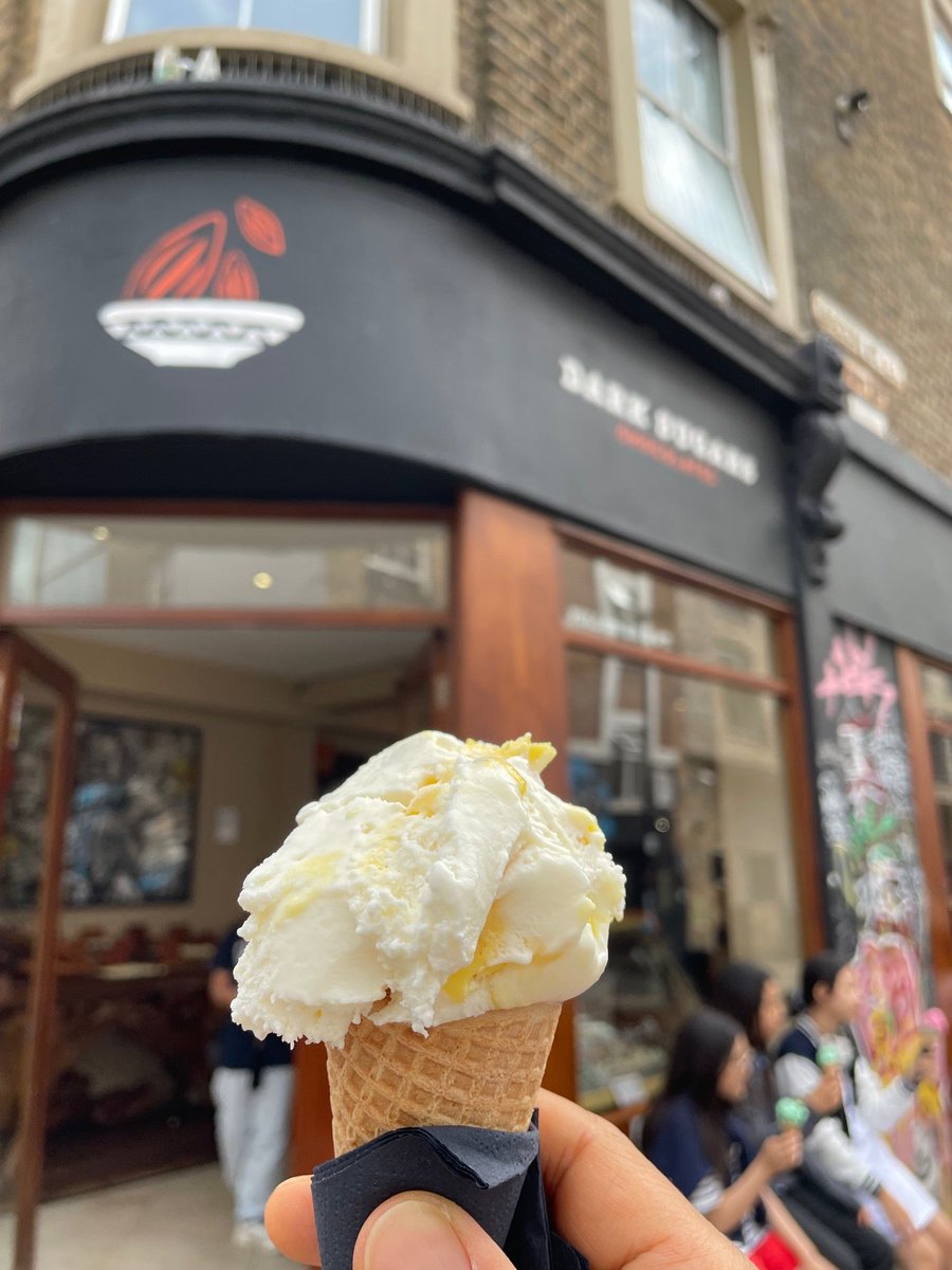 sonhyuk's tweet photo. I'm at @DarkSugars in Spitalfields and Banglatown, Greater London https://t.co/zWDj9v61BF https://t.co/qt6FGUt3cA